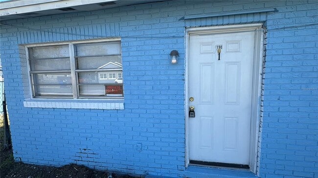 Building Photo - 190 S Nekoma Ave