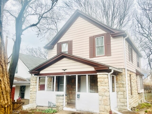 Primary Photo - 1417 Denver Ave