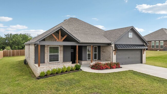Foto del edificio - NEIGHBORHOOD POOL, WALKING TRAILS & ONE OF...