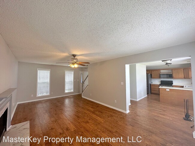 Foto del edificio - 3 br, 2.5 bath House - 703 Swan Hill Ct