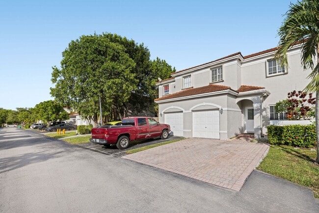Photo - Bridgeport Villas Townhome