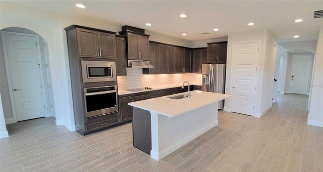 Building Photo - 9753 Lost Creek Dr