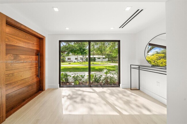 Foto del edificio - 7291 SW 129th St