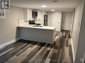 Building Photo - 56 Marlborough Ave