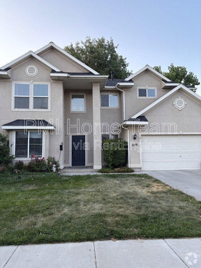 Building Photo - 2191 Loch Lomond Dr