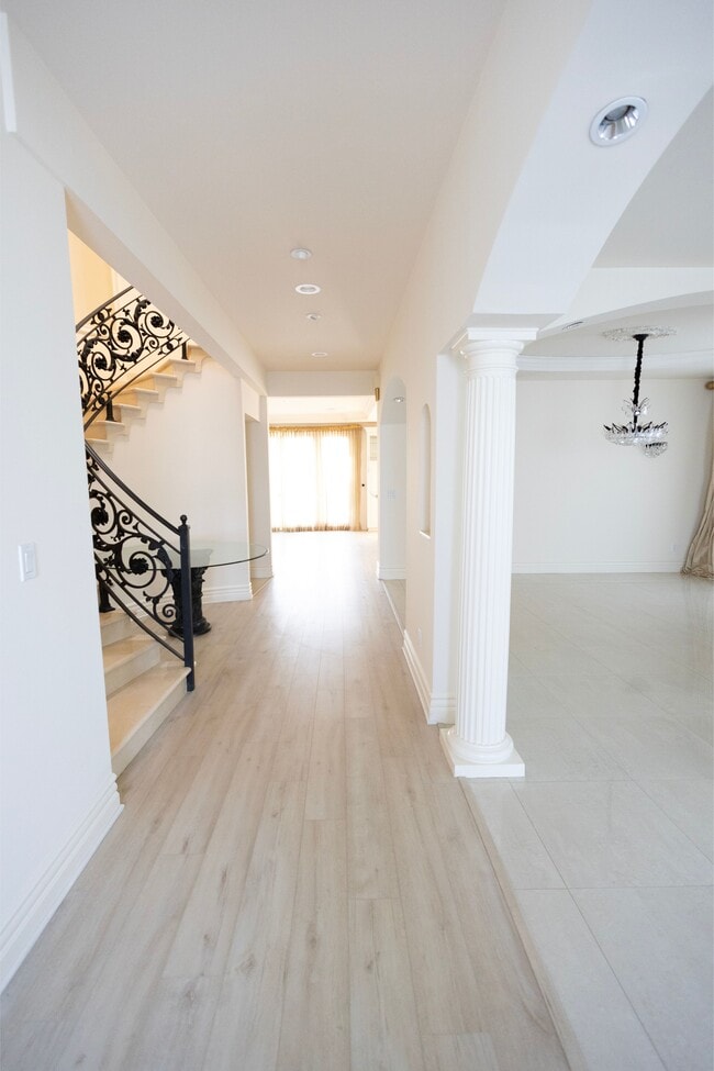 Foto del edificio - 10567 Holman Ave