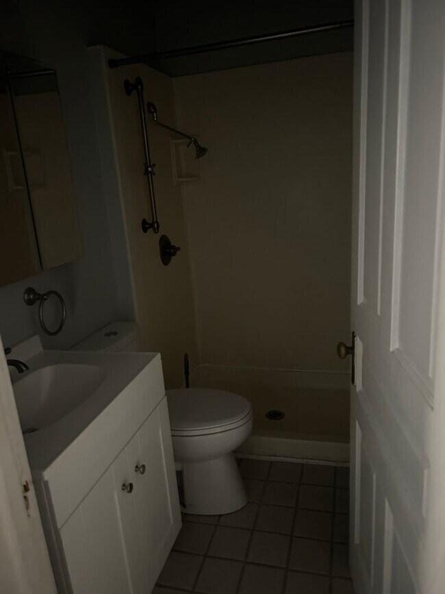 Building Photo - 709 Pennsylvania Ave