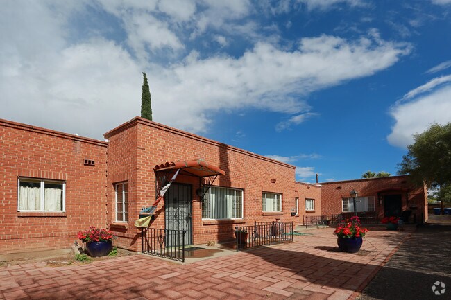 Foto del edificio - 2915-2921 E 10th St