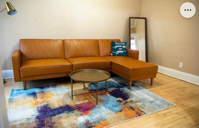 Foto del edificio - 5171 N Elkhart Ave