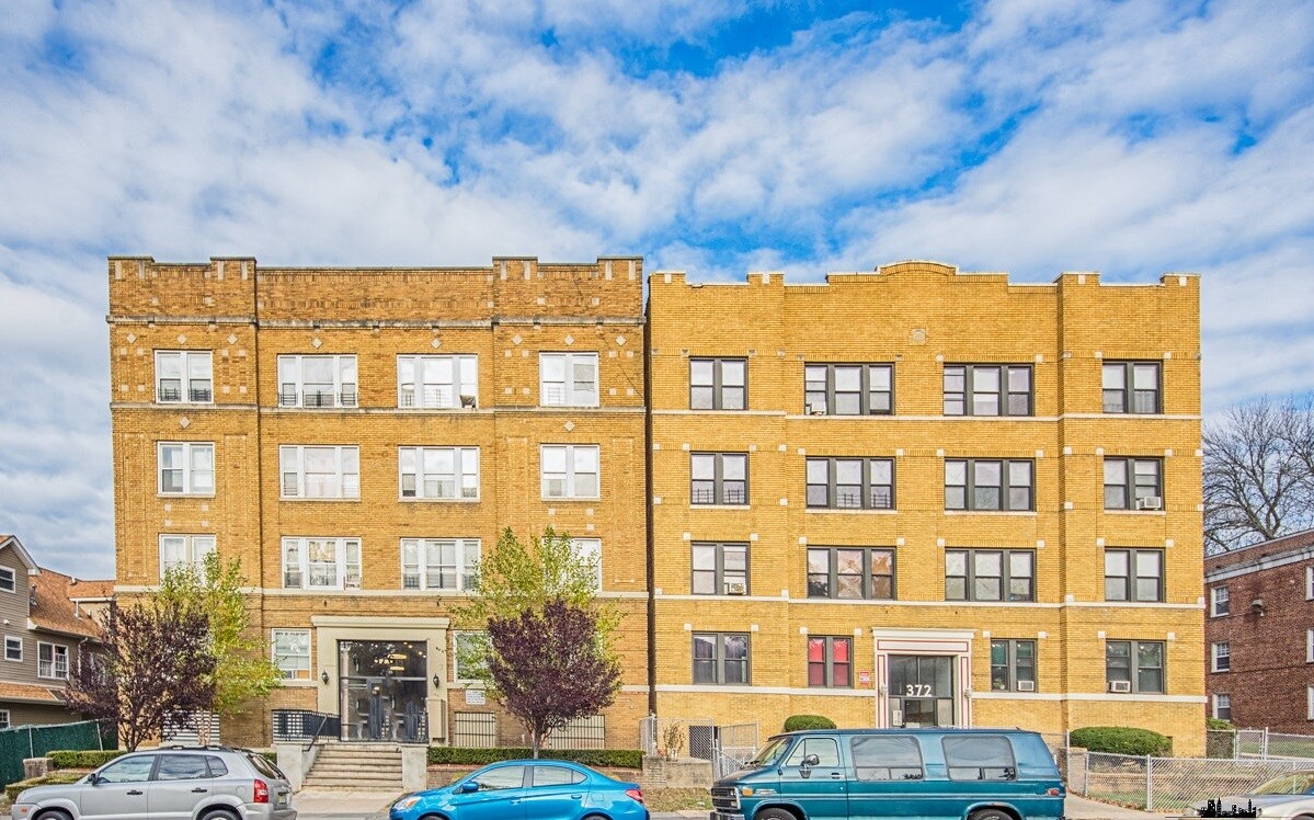 Primary Photo - 376 Park