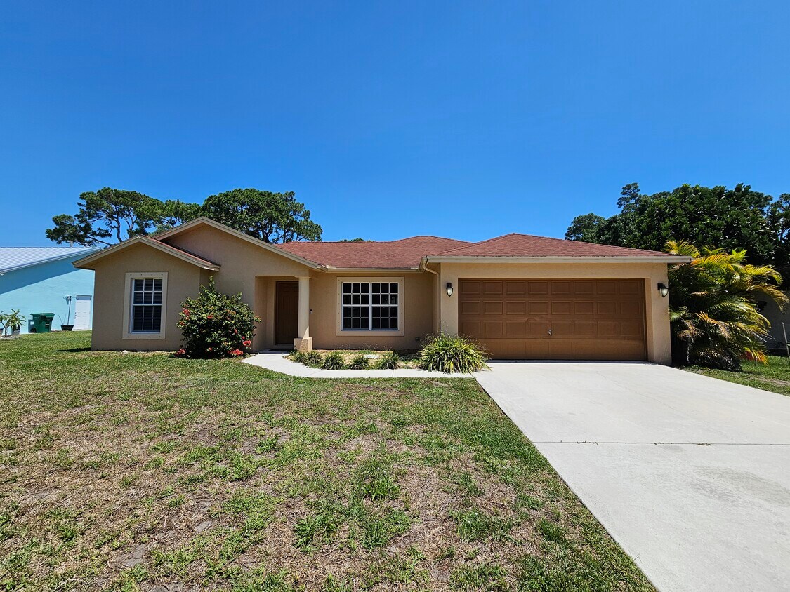 Primary Photo - 6700 Citrus Park Blvd