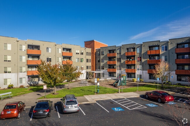 Building Photo - Wyndhaven