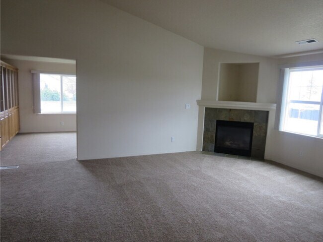 Foto del edificio - 63162 de Haviland St