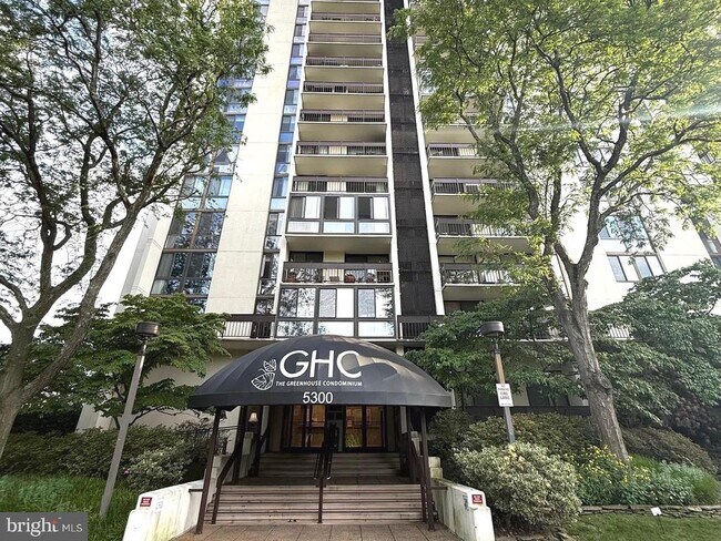 Foto del edificio - 5300 Holmes Run Pkwy