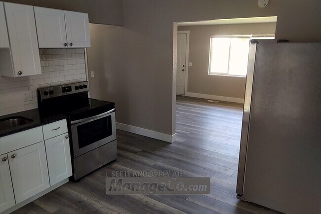 Foto del edificio - 460 Orchard Ave