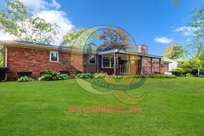 Building Photo - 3 bedroom, 2.5 bath ranch style home in Vi...
