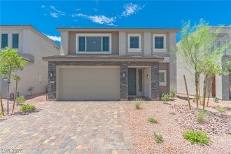 Building Photo - 5749 S Tioga Way