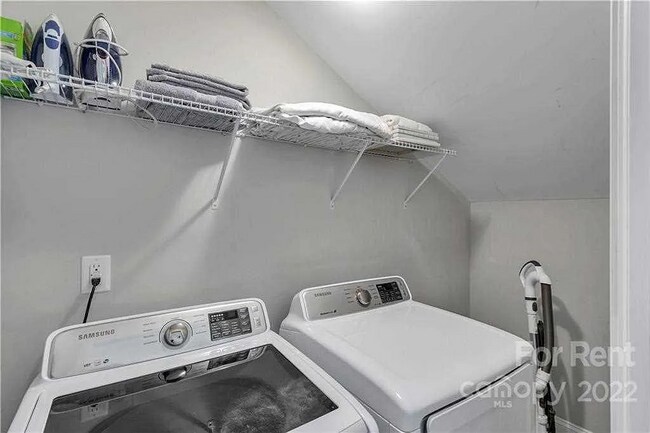 Foto del edificio - 812 E 20th St