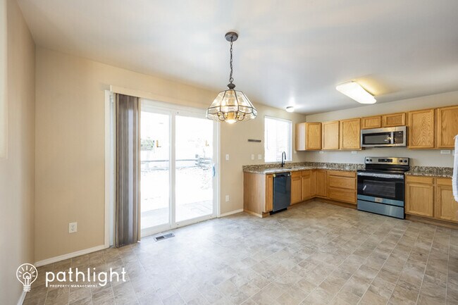 Foto del edificio - 517 Oxbow Dr, Monument, CO, 80132