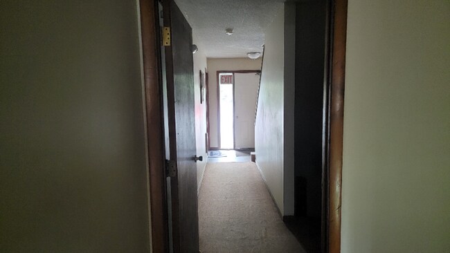 Foto del edificio - 3185 E Main St