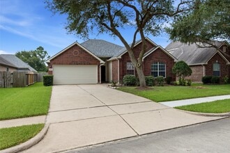 Building Photo - 6706 Paigetree Ln