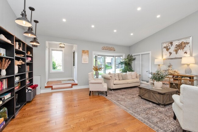 Foto del edificio - 11753 Brookside Dr