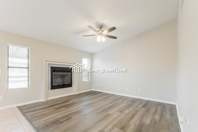 Building Photo - 5990 N Edenbrook Ln