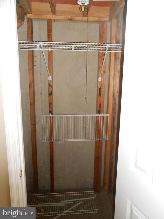 Building Photo - 131 Township Ct