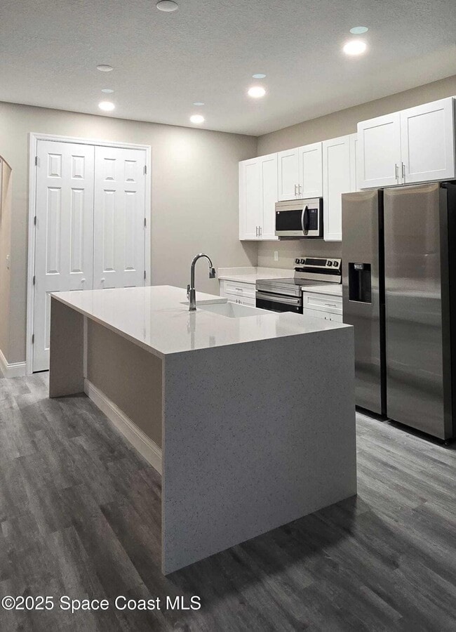 Foto del edificio - 1801 Warton Ave SE