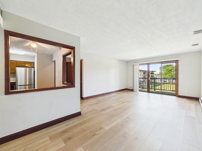 Building Photo - 2222 S Goebbert Rd