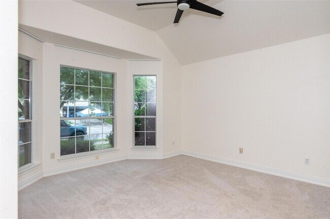 Building Photo - 1218 Canyon Maple Rd