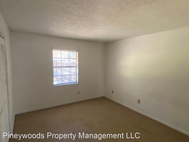 Building Photo - 2 br, 1 bath House - 728 Sunbright Drive