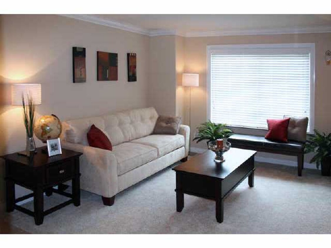 Primary Photo - 2 Bedroom/2 Bathroom Apartment in Gated Co...