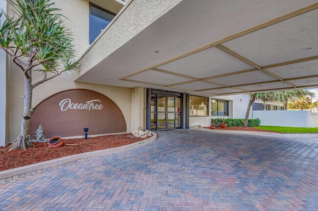 Foto del edificio - 3400 N Ocean Dr