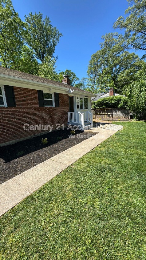 Primary Photo - 7329 Marc Dr