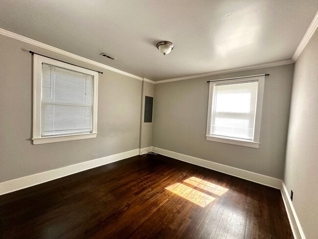 Building Photo - Updates to Inside and Outside!!  2/2 House with fence! Pet friendly!