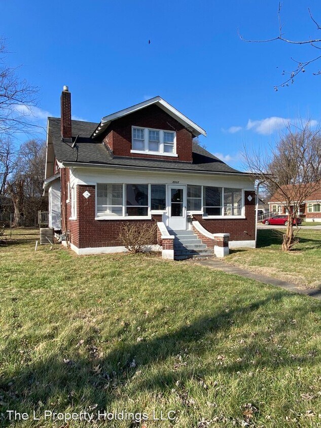 4 br, 2 bath House 2902 Dixie House for Rent in Louisville, KY
