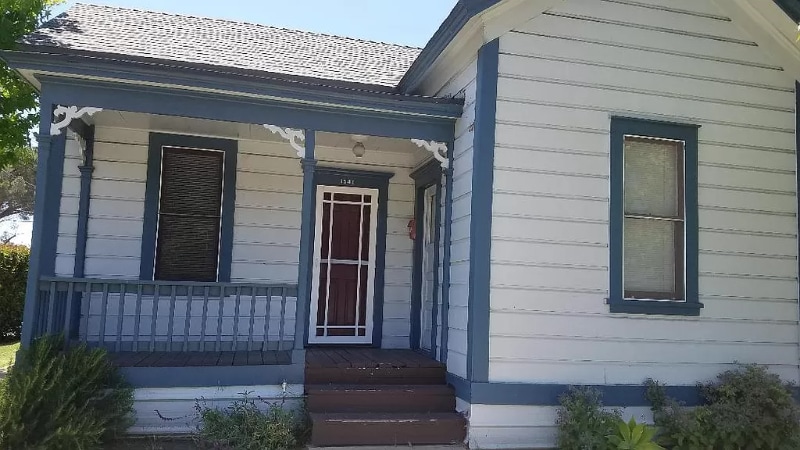 Primary Photo - 1541 Osos St