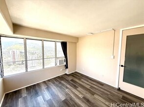 Building Photo - 2525 Date St