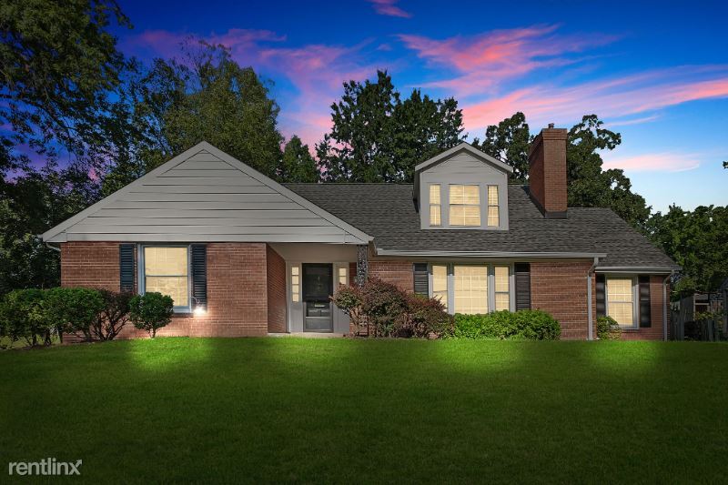 5 br, 3 bath House 701 Oakbrook Ln House for Rent in St. Louis, MO