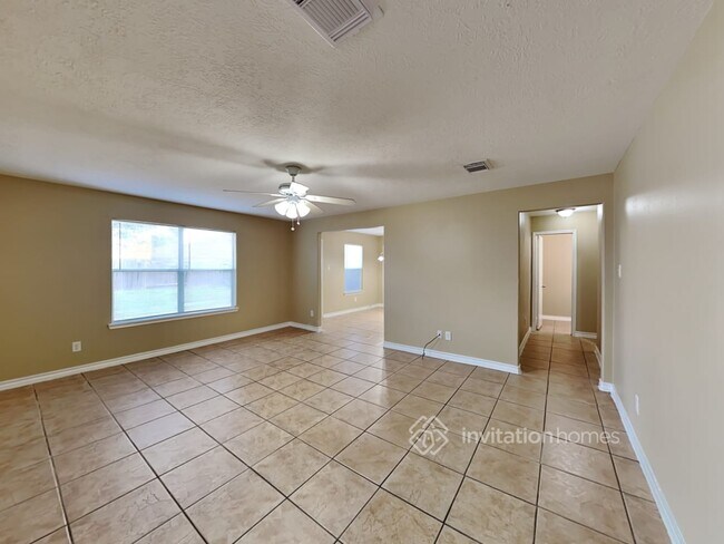 Building Photo - 1515 Glasholm Dr