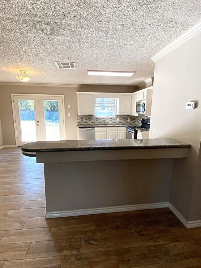 Foto del edificio - 1090 Timberwood St