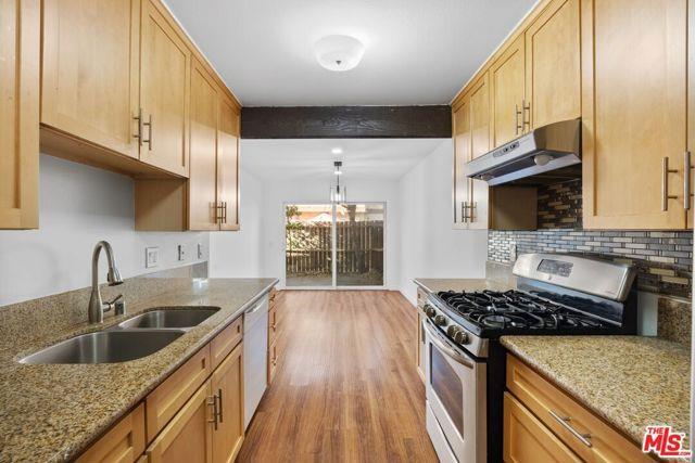 Foto del edificio - 12316 Runnymede St