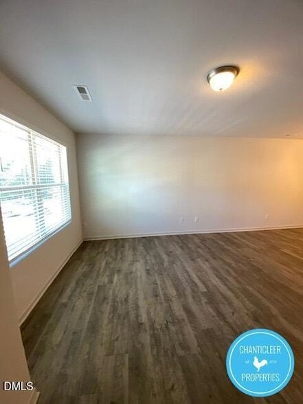 Foto del edificio - 3287 Ivy Wood Ln