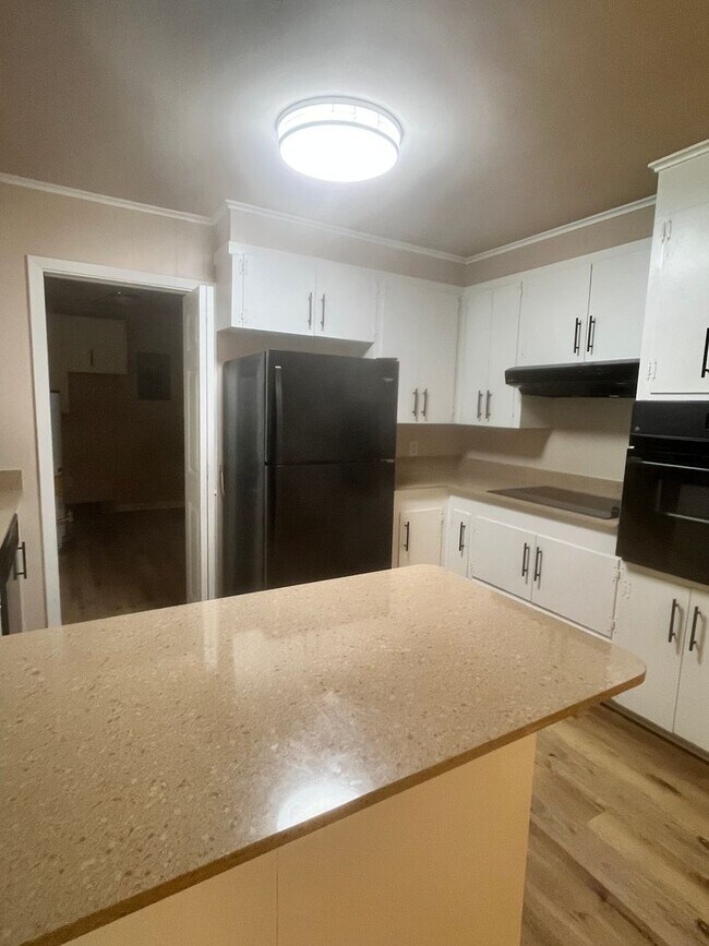 Foto del edificio - 3501 Robinhood - 3 Bedroom 1 Bath - TISD