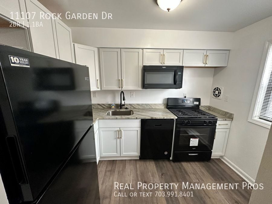 Photo - 11107 Rock Garden Dr-