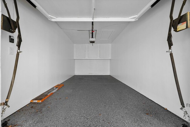 Building Photo - 109 Devonwood