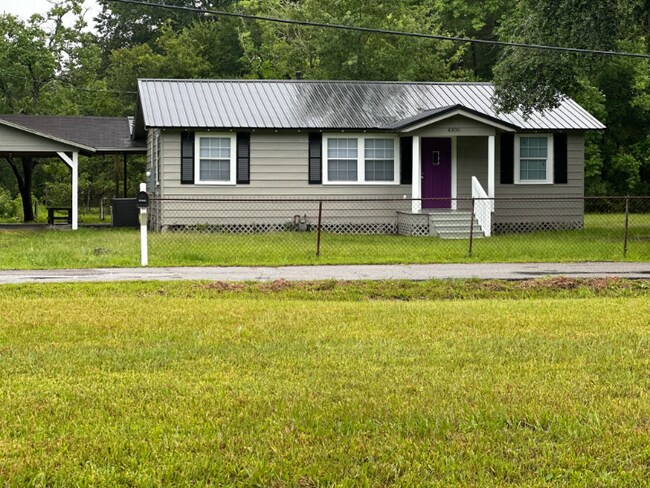 Foto del edificio - 4306 Earl Blvd