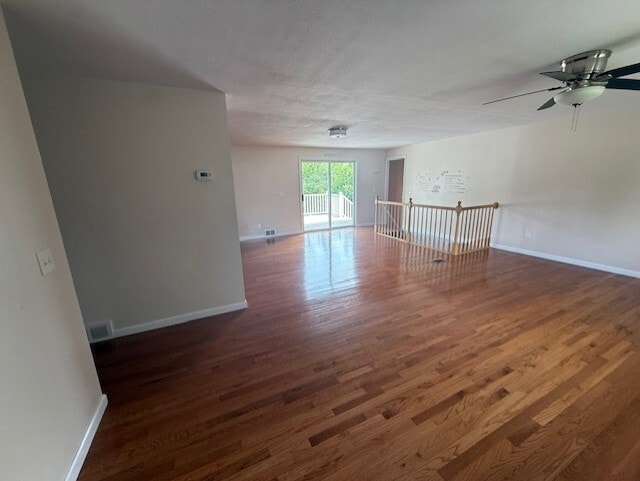 Building Photo - 40 Shamrock Dr