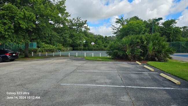 Foto del edificio - Spacious 4 Bedroom Home in Breakaway Trail...